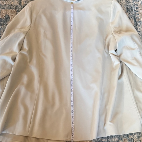 NWT Lane Bryant Blazer – Size 22/24 – Soft Beige Neutral – $99 Retail - Picture 6 of 7